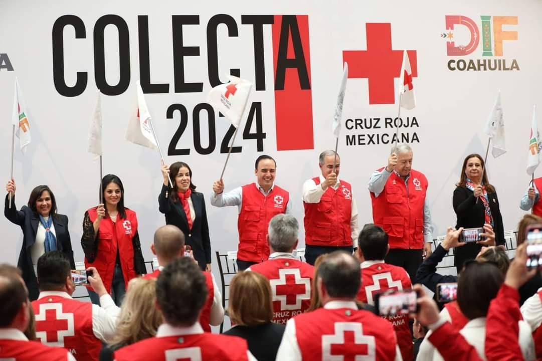 Da Manolo Jiménez banderazo para la colecta anual de la Cruz Roja