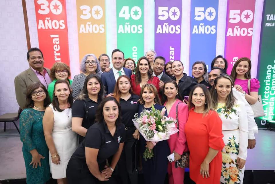 Reconoce Manolo a las maestras y  maestros de Coahuila